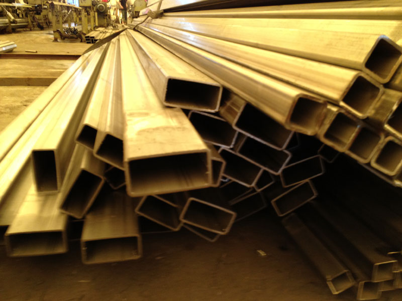 不銹鋼方矩管 不銹鋼方矩管